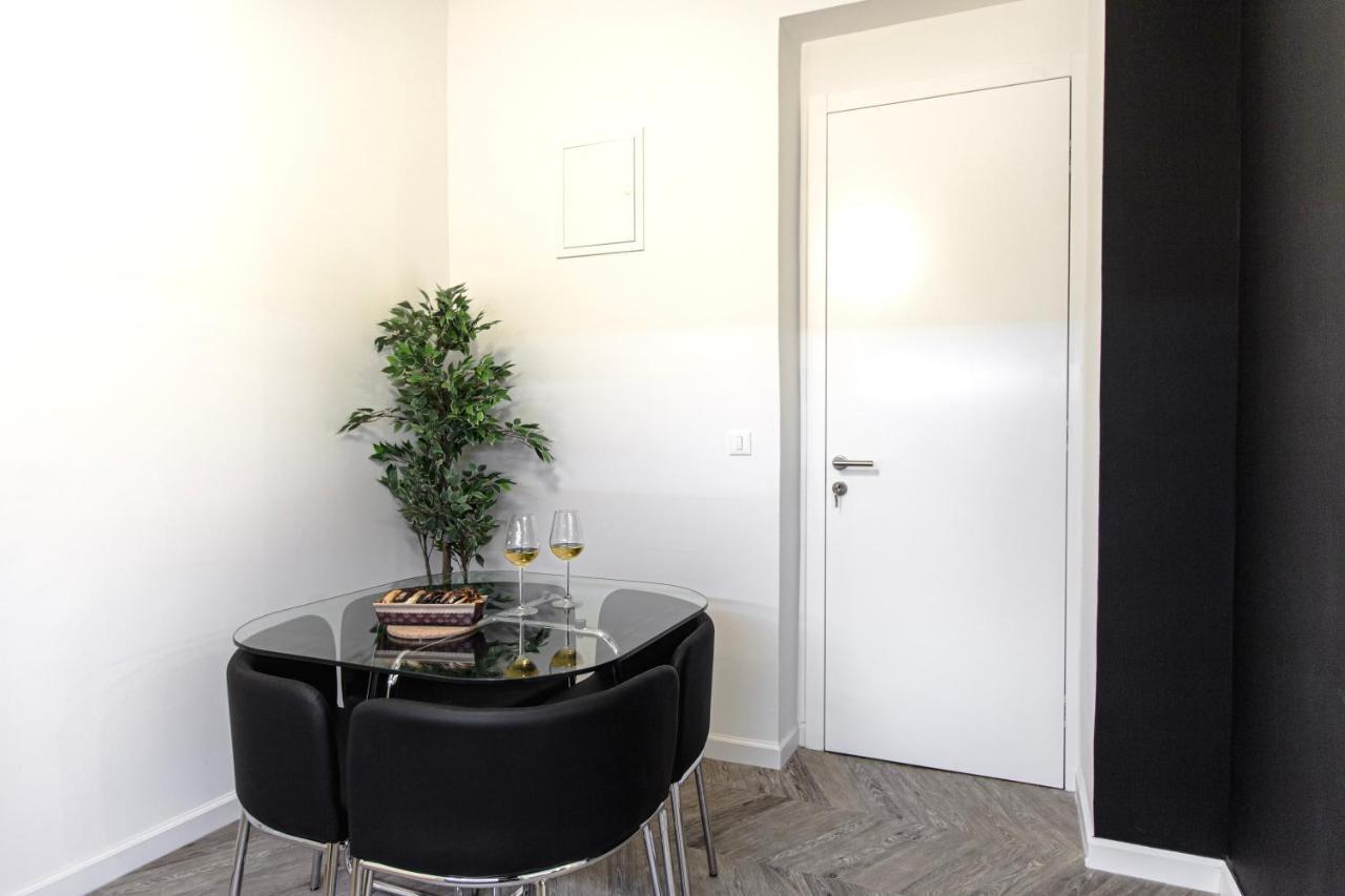 Tesla Design Apartments Загреб Экстерьер фото